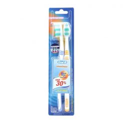 Oral-B Toothbrush Classic Ultra Clean Pack 2’S