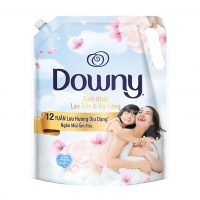 Downy Fresh Freesia & White Tea